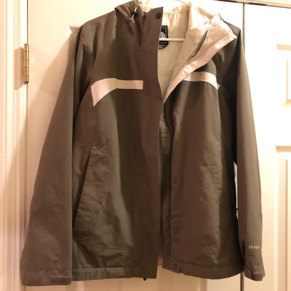 North Face Rain Coat - Picture 1 of 2